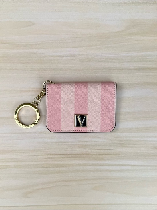 Victoria's Secret Accessories - 2/$40 - Victoria’s Secret Flap Card Case Keychain
